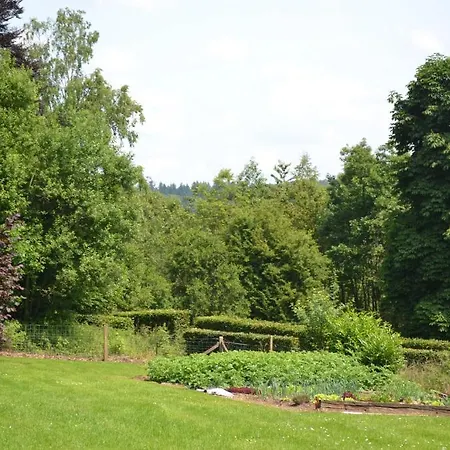 La Gernelle בוילון