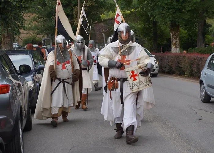 热尔内勒度假屋 度假居 布永